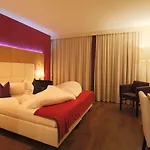 Waidringer Hof 4 Sterne Superior Hotel