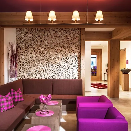 Otel Waidringer Hof 4 Sterne Superior