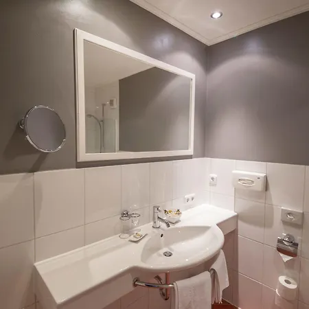 Waidringer Hof 4 Sterne Superior Otel 4*