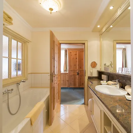 Waidringer Hof 4 Sterne Superior 4*