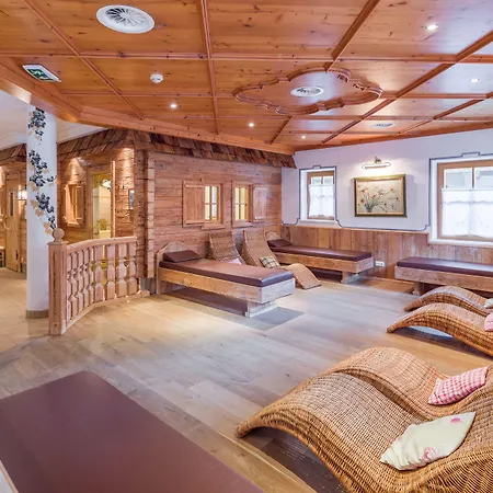 Waidringer Hof 4 Sterne Superior 4*