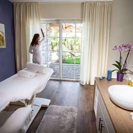 Waidringer Hof 4 Sterne Superior Hotel