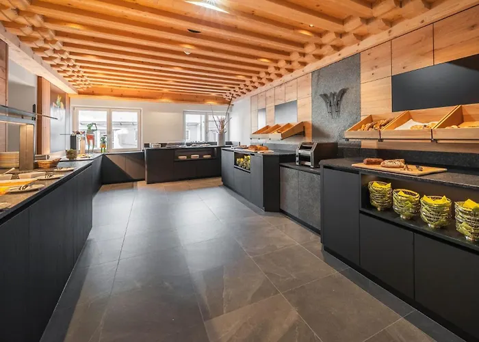 Hotel Waidringer Hof 4 Sterne Superior 4*