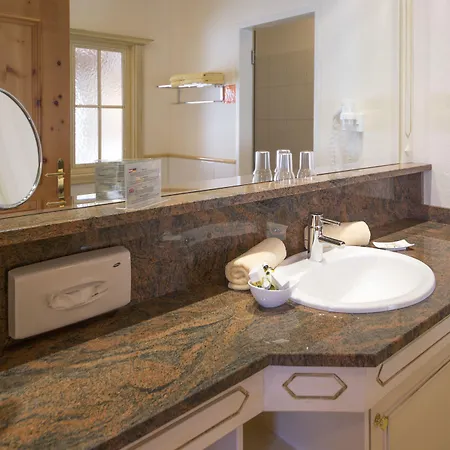 Waidringer Hof 4 Sterne Superior 4* ويدرنغ