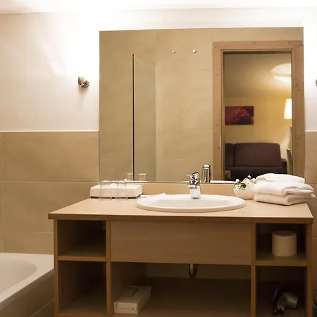 מלון Waidringer Hof 4 Sterne Superior 4*
