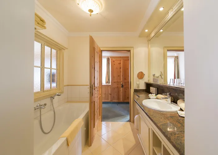 Waidringer Hof 4 Sterne Superior 4*