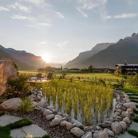 Otel Waidringer Hof 4 Sterne Superior