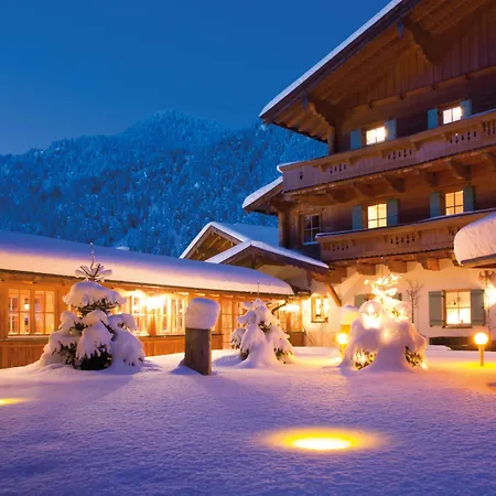 Waidringer Hof 4 Sterne Superior 4*