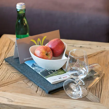 Waidringer Hof 4 Sterne Superior Otel 4*