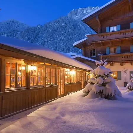 Otel Waidringer Hof 4 Sterne Superior Waidring